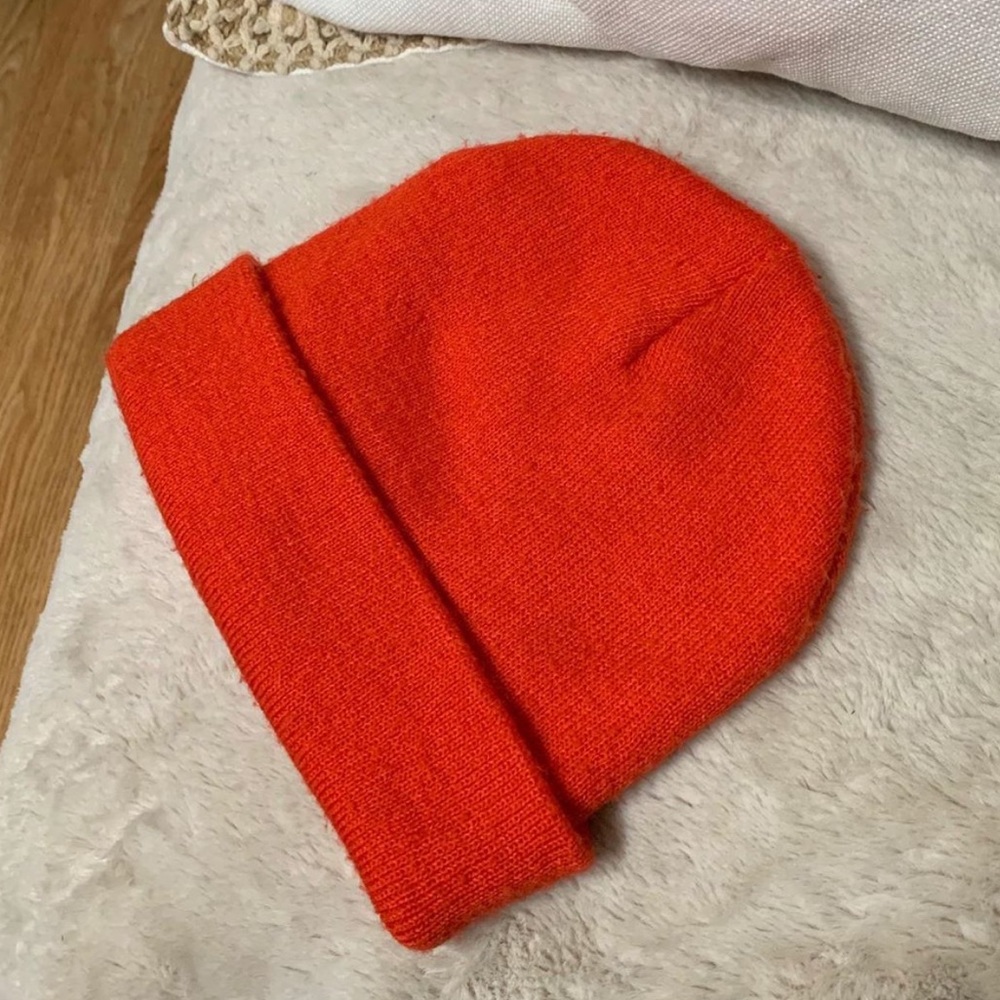 ORANGE BEANIE